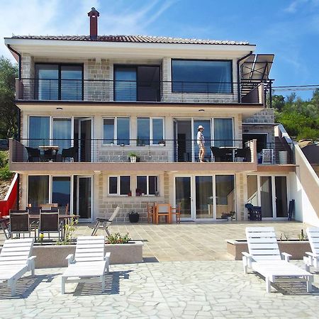 Aruba Apartments Tivat Eksteriør bilde