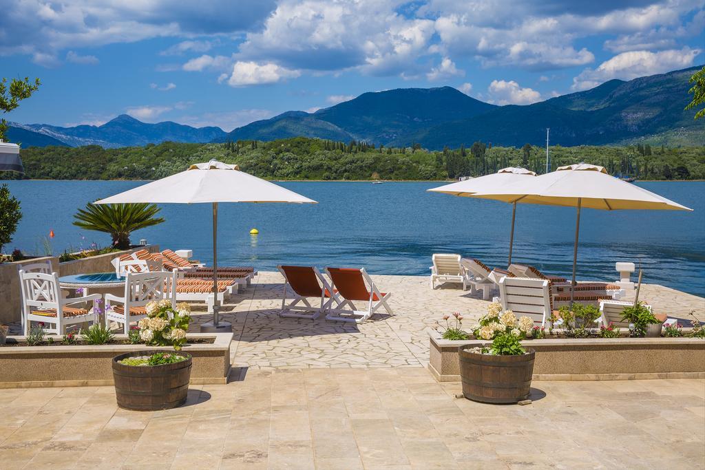 Aruba Apartments Tivat Eksteriør bilde